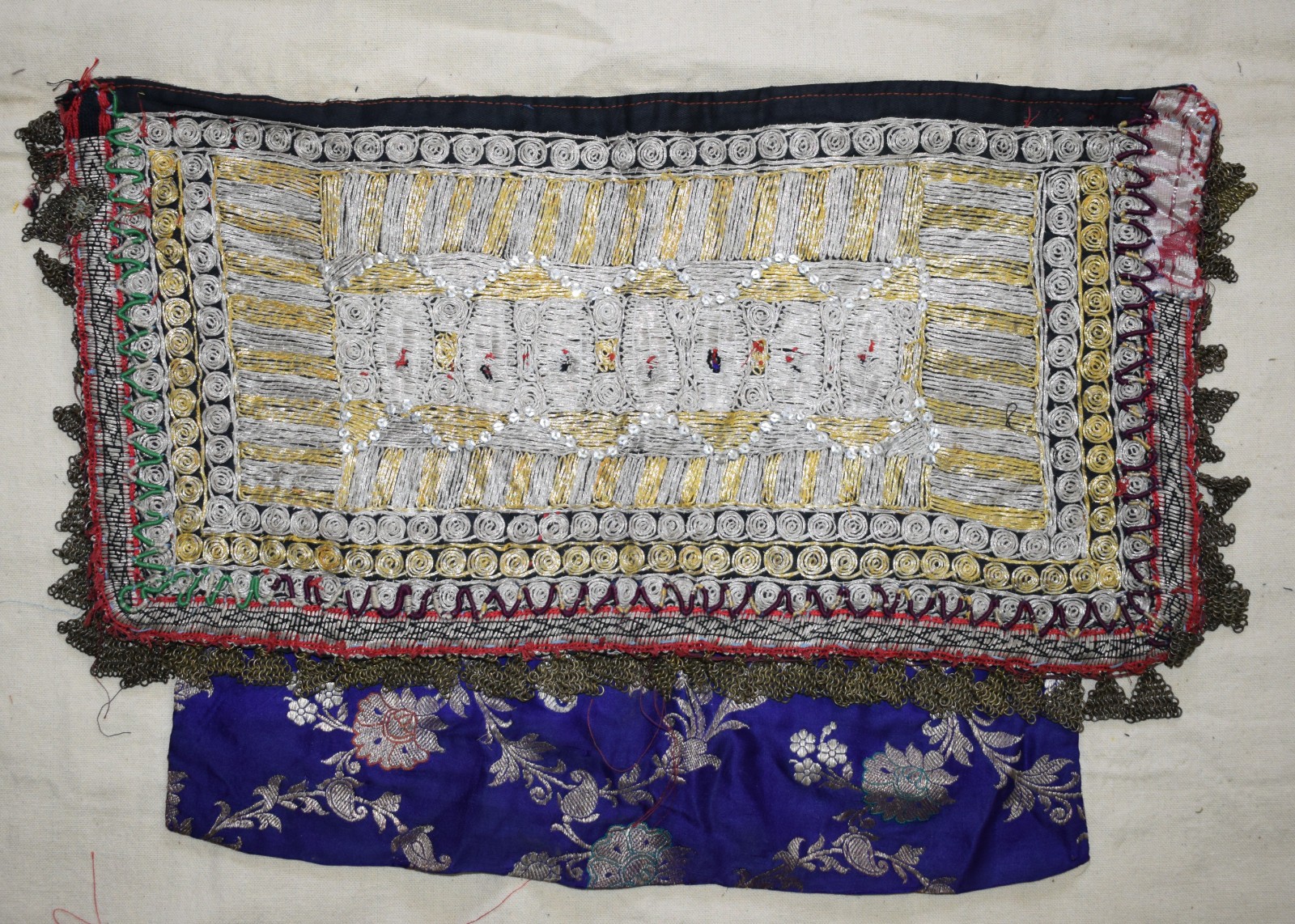 Gargush Vintage hand embroidered Yemeni Headdress-Metal threads