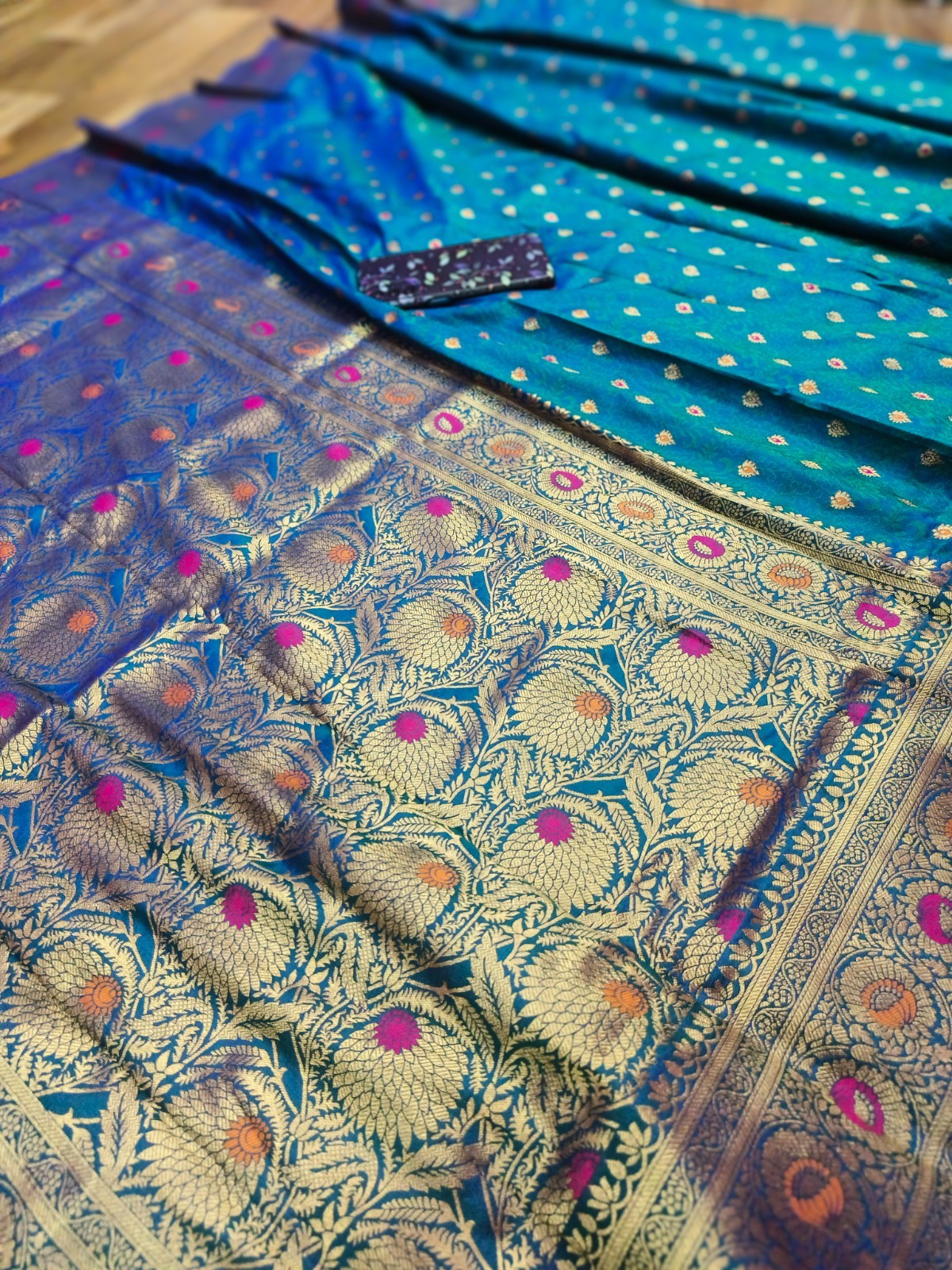 Minakari katan silk saree with blouse piece, Dual tone with self work