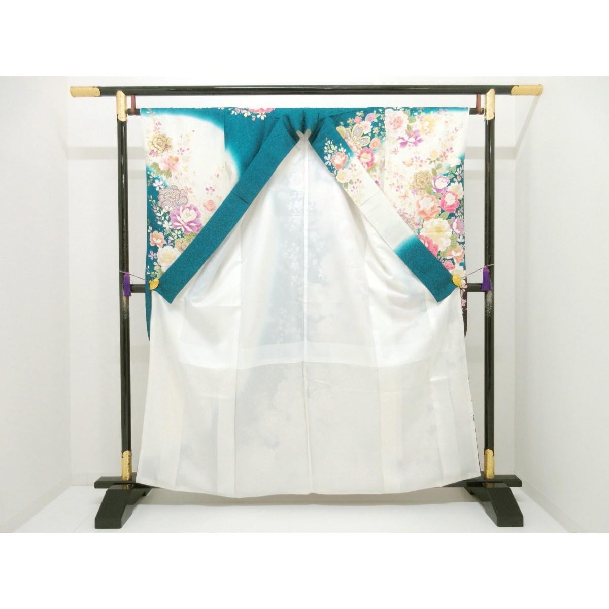 Authentic Japanese Kimono with silver thread shading, Yuzen dyeing, gold lea…