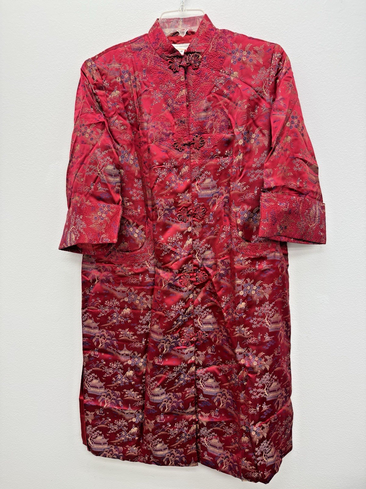Peony Brand Shanghai Size 40 Red Oriental Kimono Robe Pagoda Floral Vintage