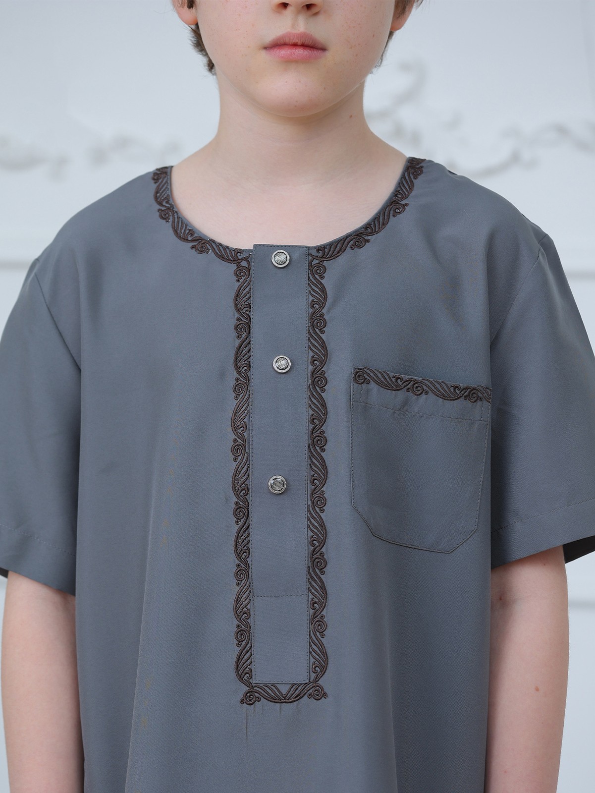 Saudi Arab Boys Thobe Jubba Long Sleeve Abaya Coat Simple Button Daily Wear Eid