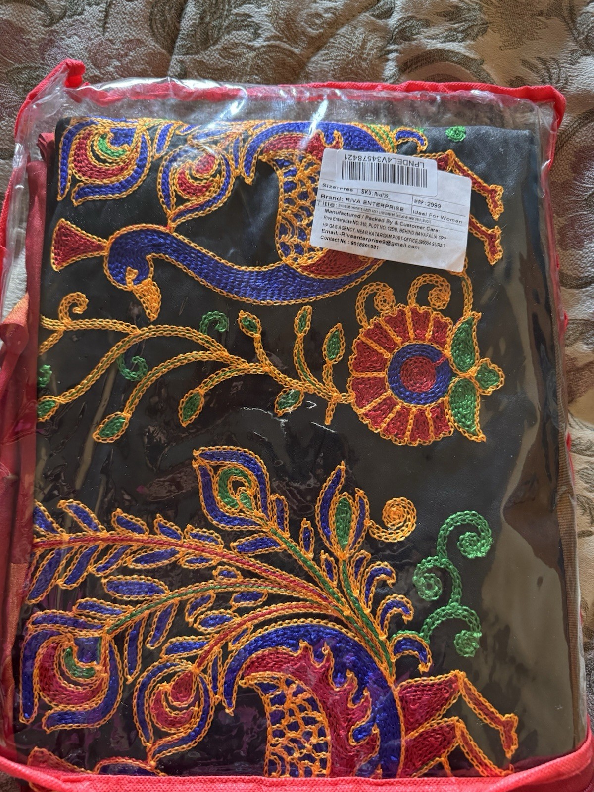 Women’s Saree Sar Cotton Silk Kutchi Work Embroidered & Un-stitched Blouse Piece