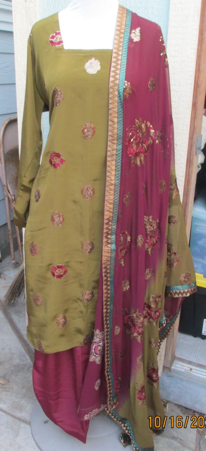 beautiful flower embroidery salwer kameez material polystyer Size3 XL 48