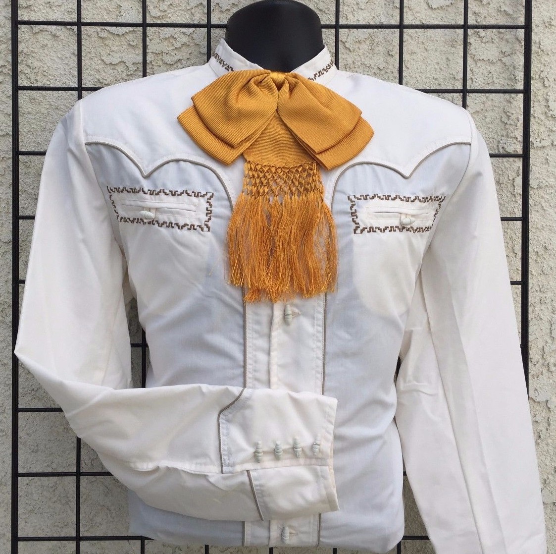 Mexican Western Shirt Stitched. Camisa Mariachi,Charro Bordada de Espuela De Oro
