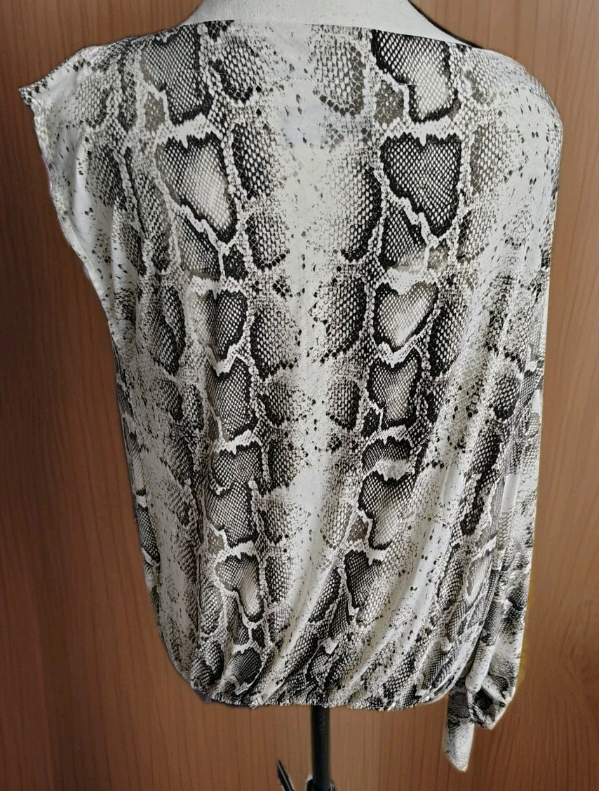 COLDESINA BLOUSE ALEXANDER DESIGNS SMALL ASYMMETRICAL ANIMAL PRINT