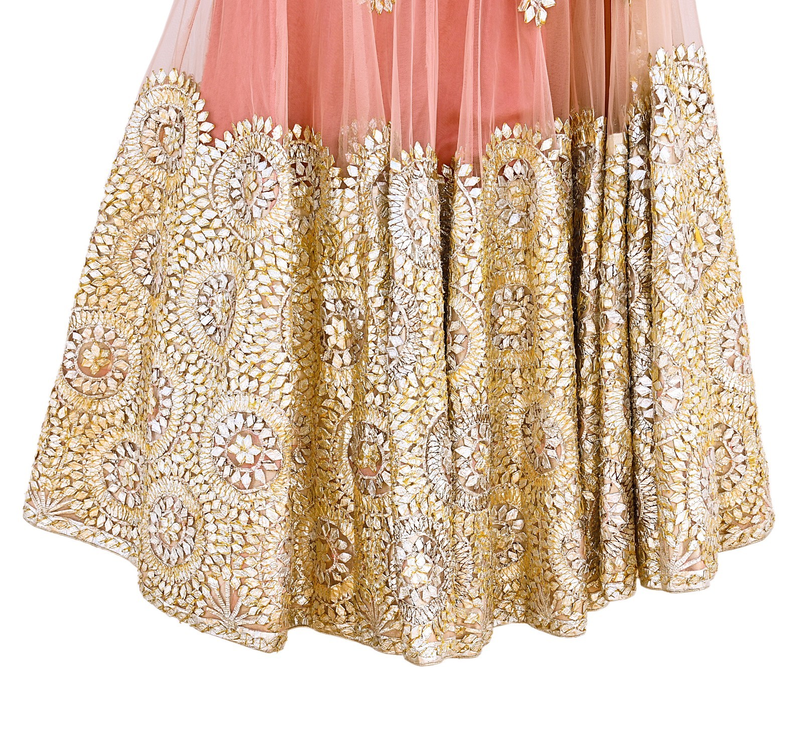 Pre-Owned Designer Abu Jani Hand Embroidered Peach Net Lehenga Skirt gota patti