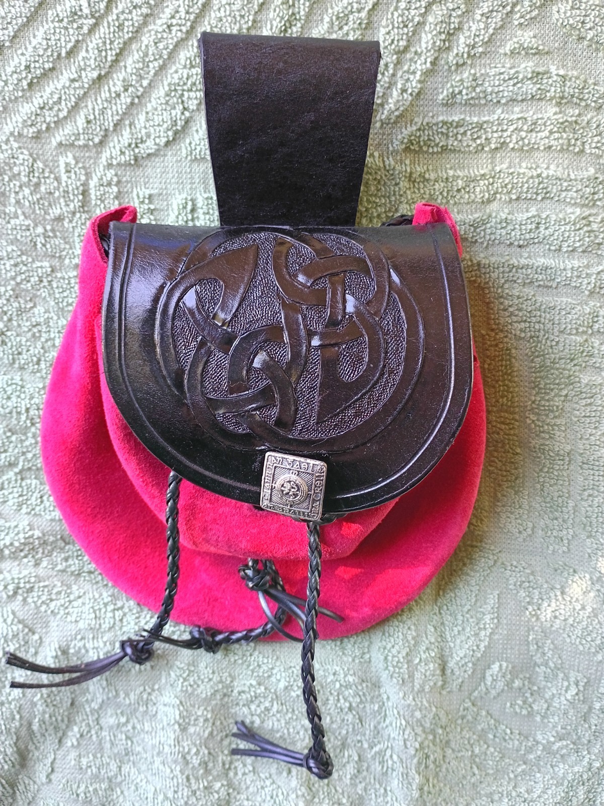 Vintage Celtic Sporran Pouch & Change Pouch (Pair) Red &Black Leather Celtic Bag