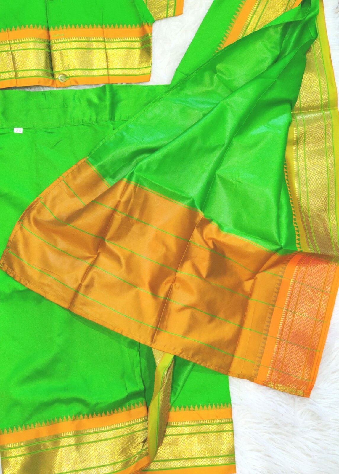 Kids pre stitched saree, 4year girl saree, Indian kids saree, toddler saree