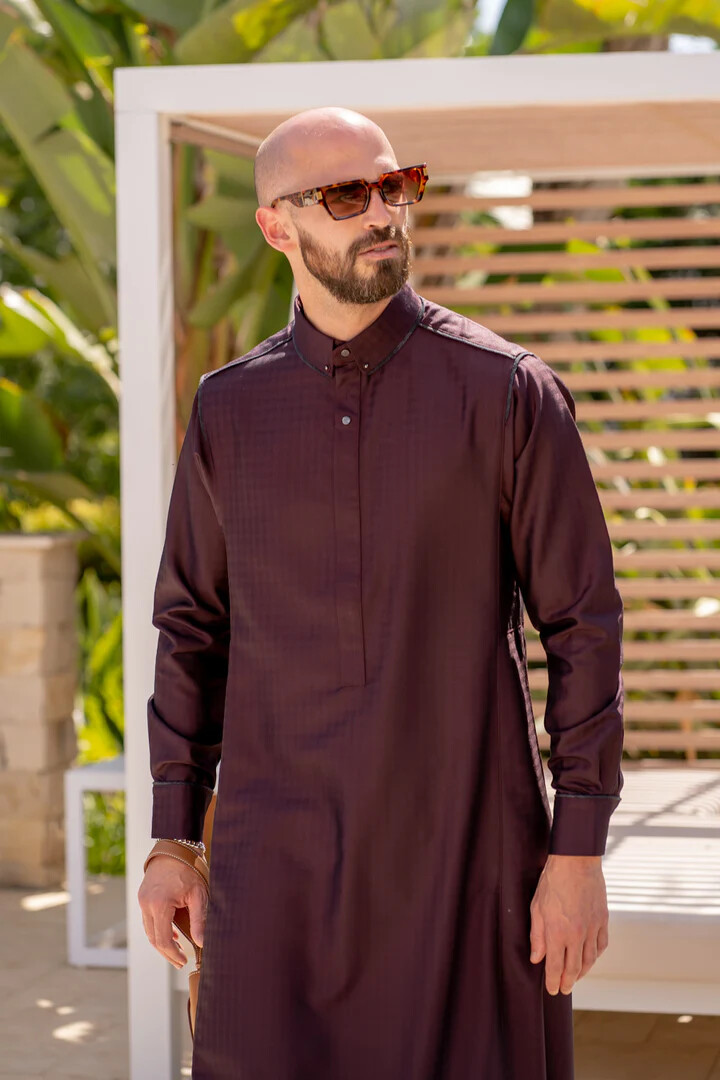 R24 LAWUNG Al-Ameer Adult Men’s Thobe Modern Design Arabian Jubbah Dark Purple