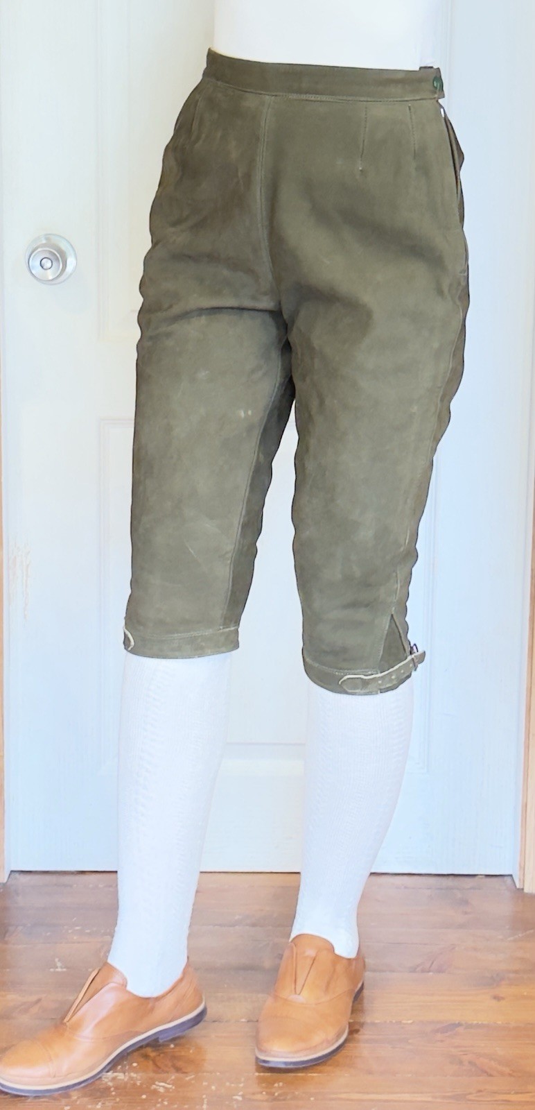 Olive LEATHER Lederhosen Pants Women German Bavarian Oktoberfest Waist 26”
