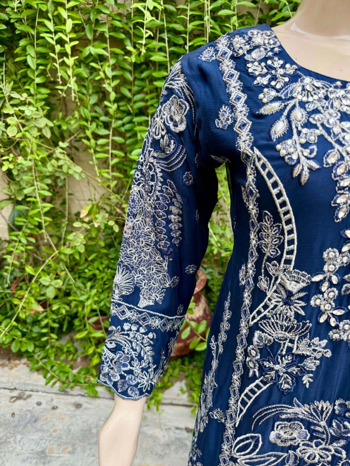 Pakistani Navy Blue 3 Pcs Fancy Chiffon Dress with embroidery & Squins work,L