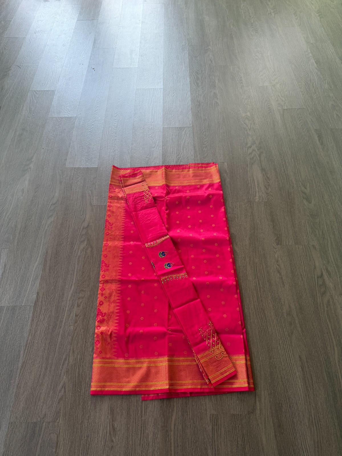 Saisha Khalanjali Paithani Saree (Prem. Tara Silk) w/ Exclusive Designer Blouse