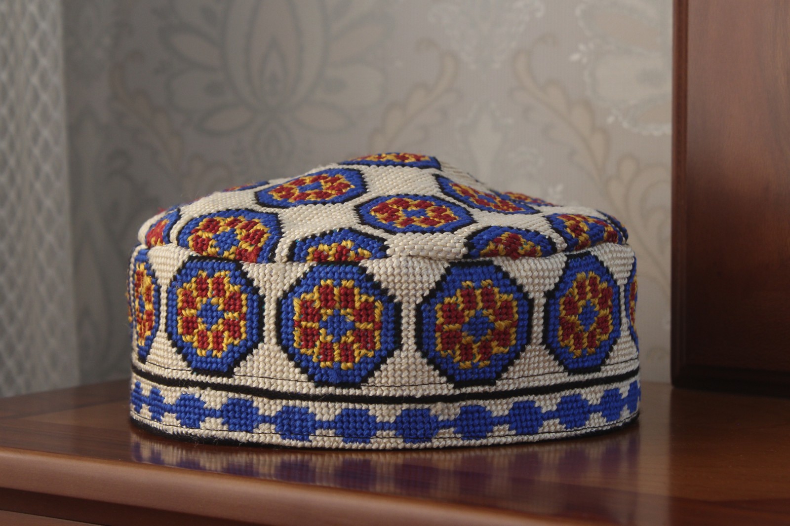 Uzbek Embroidered Skull-cap 23.6″/60cm Traditional Kufi Hat Ethnic Doppa Unisex