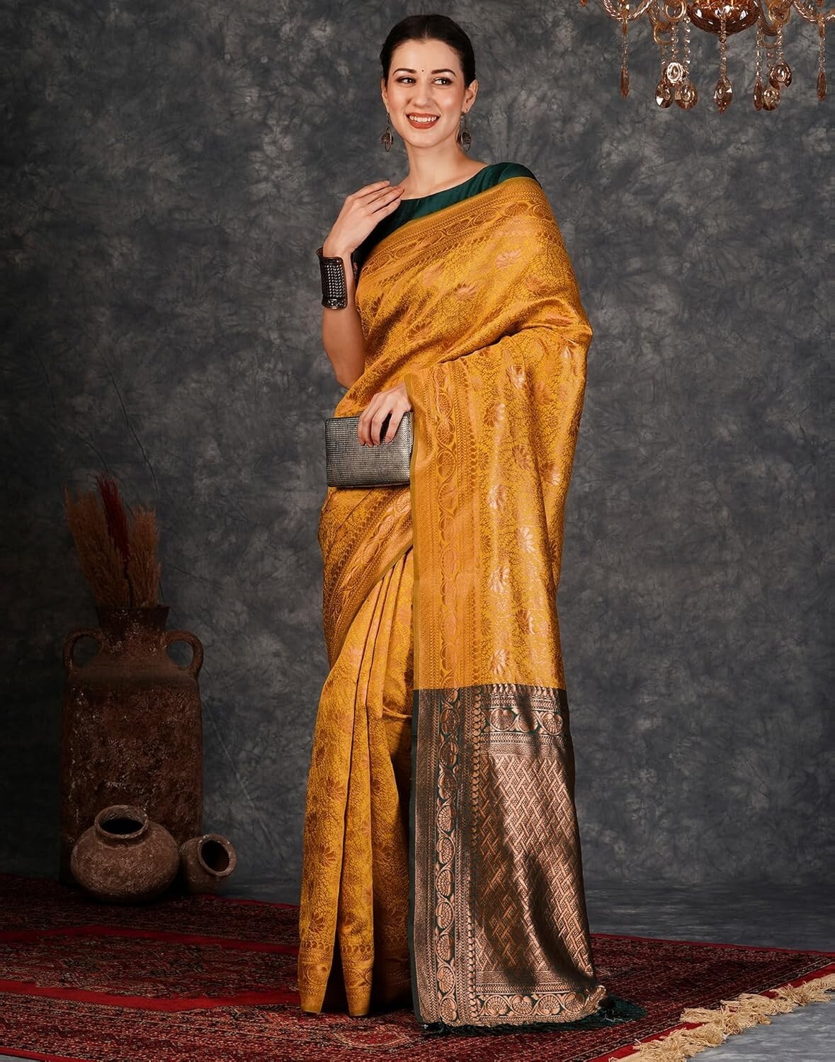 Banarasi Jacquard Soft Silk Kanjeevaram Saree with Unstitched Blouse Piece