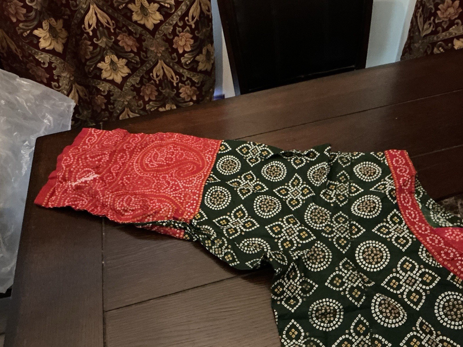 Cotton Paisley Flower salwar kameez with dupatta Set, 46” Bust, 35” Long, Great