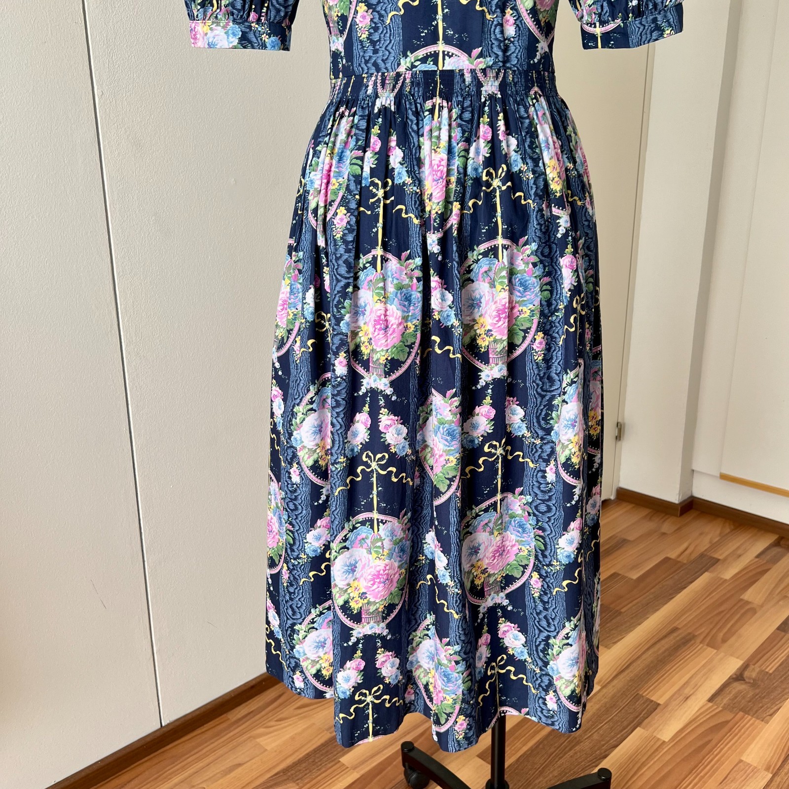 SPORTALM Floral Bavarian Trachten Dress Austrian Folk Alpine Oktoberfest Dirndl