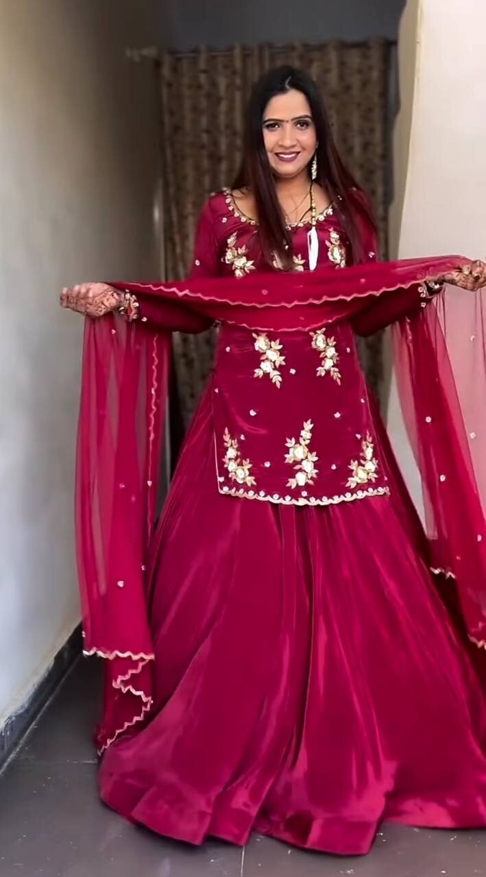 DESIGNER LEHENGA TOP INDIAN BOLLYWOOD WEDDING INDIAN PAKISTANI PARTY WEAR