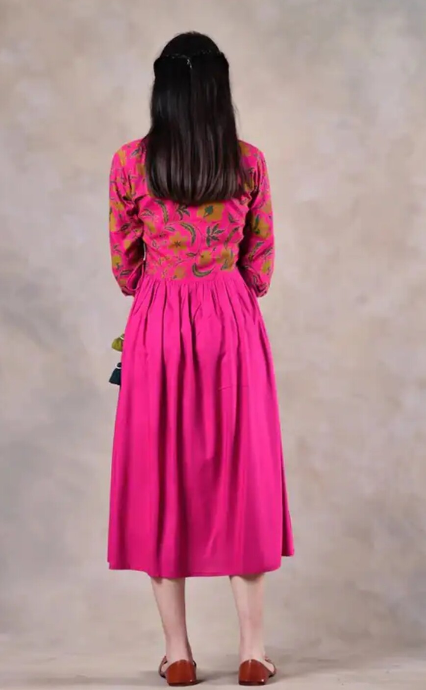 Women Party wear; Pink Floral Printed Fit & Flared A-line Maxi Dress