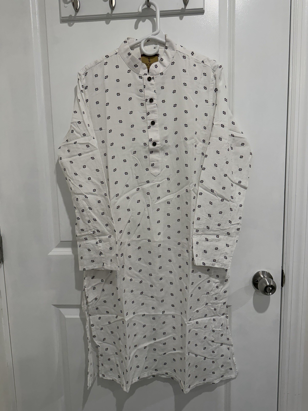 Men’s White Kurta Long Sleeve Pattern Tunic