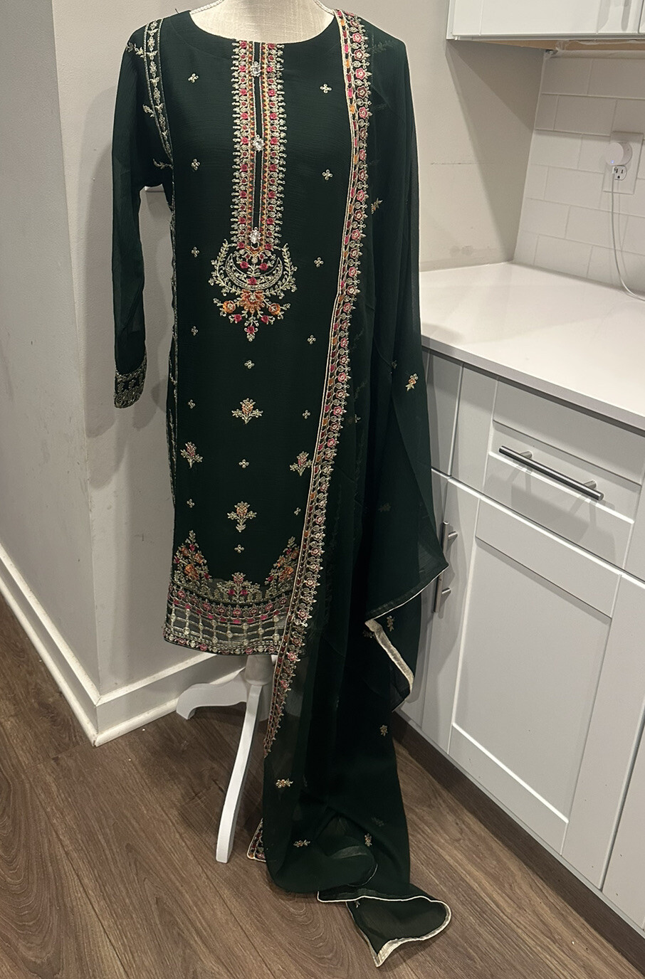 Pre Loved Ready to Wear Professionally Stitched Pakistani Embroidered 3pcs Dress