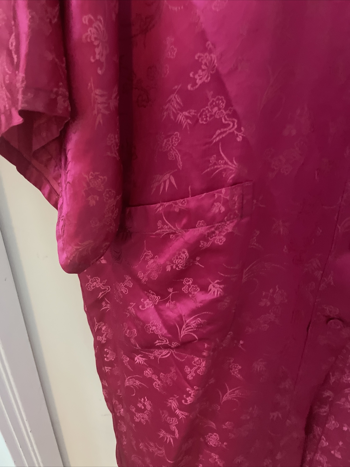 Vintage Esme 100% Silk Hot Pink Asian Snap Front Robe Caftan Size M