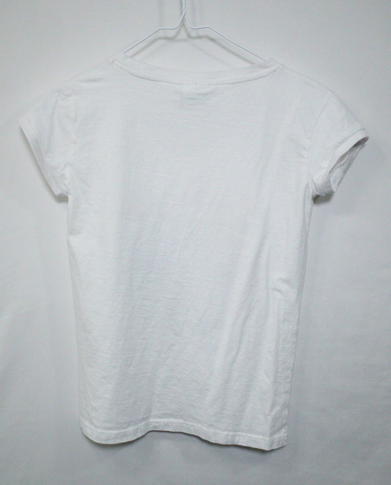 Traditional Craftwear White Celtic Knot Ireland V-Neck T-Shirt Women’s S T556