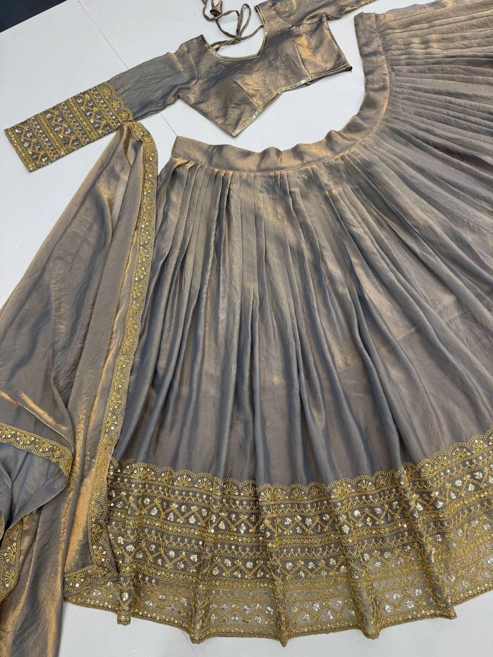 PARTY WEAR HEAVY FENDI SILK LEHENGA CHOLI WITH DUPATTA FOR WOMEN & GIRLS