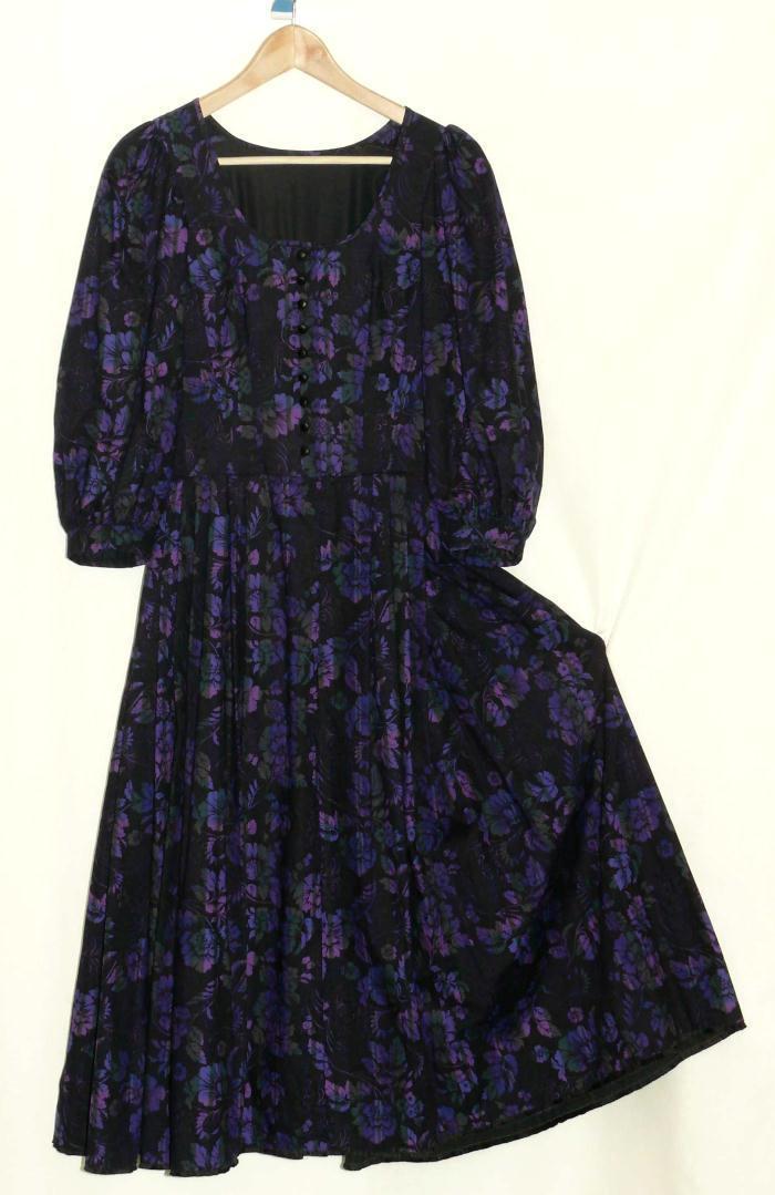 0 XXS German DIRNDL Dress Austria Women Girl OKTOBERFEST Swing Renaissance Party