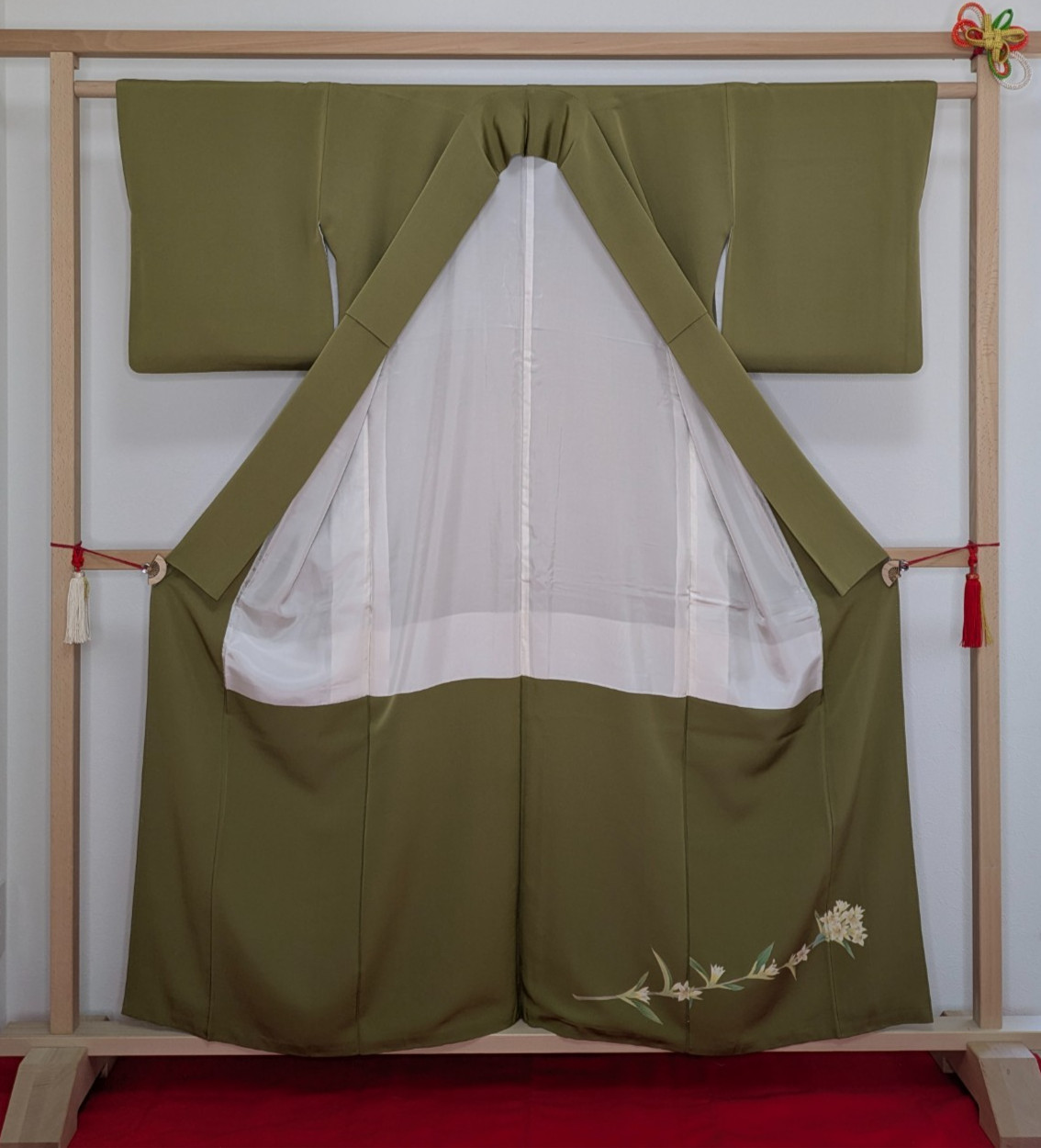 Vintage Japanese Kimono Silk Tomesode Green Hand Painted White Flower 1 Crest