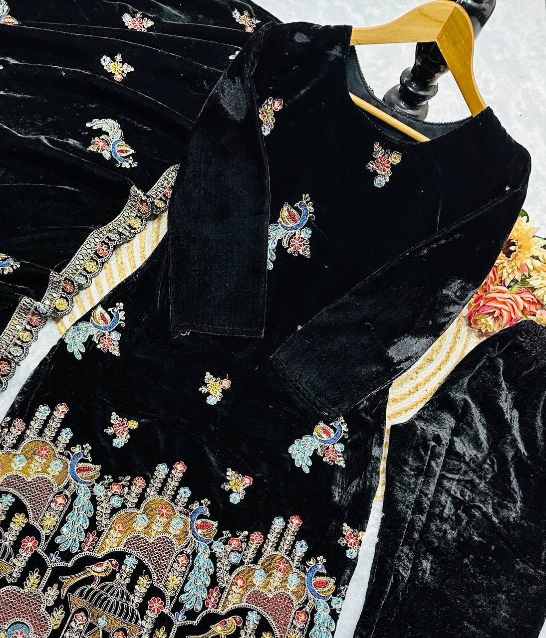 Latest Beautiful Black Viscose Velvet Salwar Kameez With Dupatta For Reception