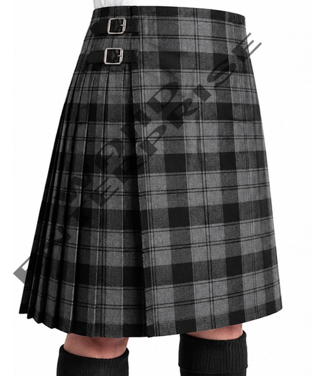 Scottish Handmade Traditional Dark Douglas Reiver Tartan 8 YARD Kilt Custom Size