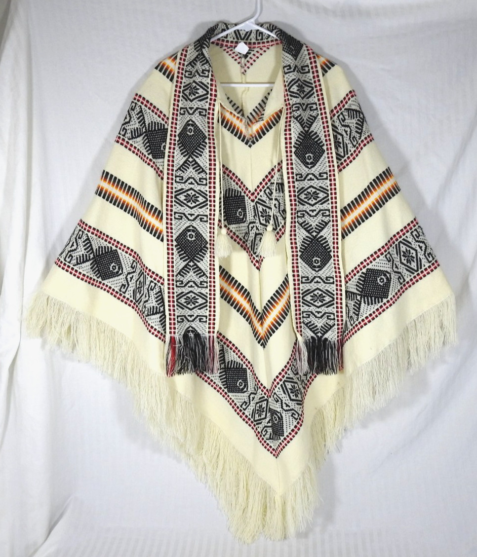 Adult Tarpuy South American Indian Woven Poncho. One Size. 100% Wool. Ecuador.