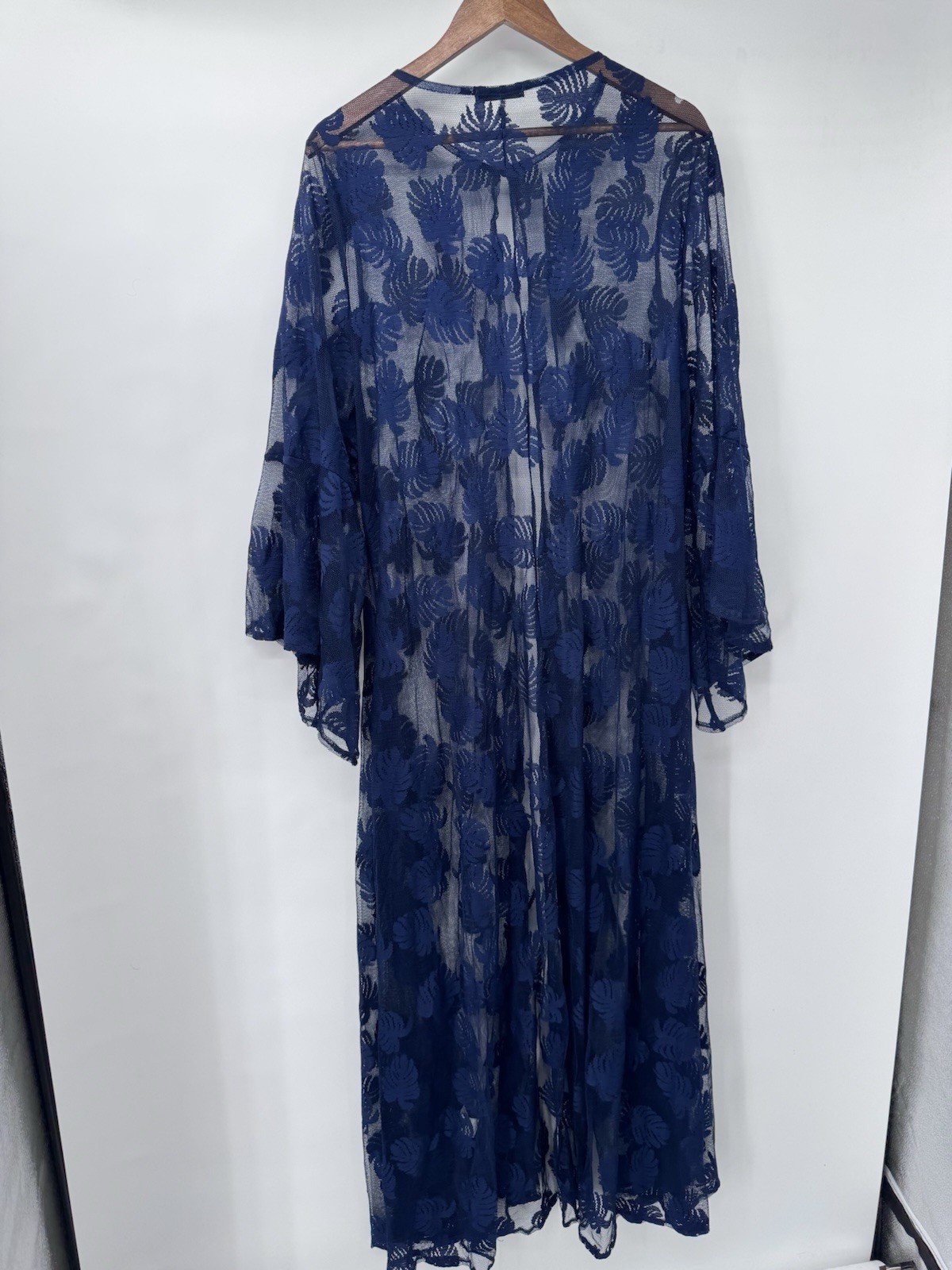Navy Sheer Lace Duster Kimono bell flare sleeves tropical vacation resort 32 ptp
