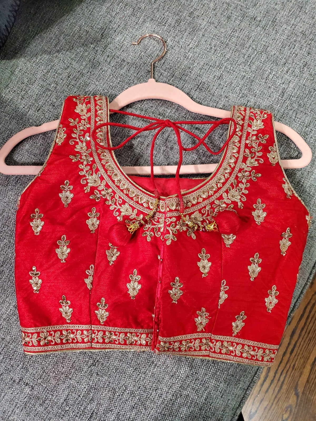 Manyavar Bridal Red Lengha Small Length 41″, Waist 29.5″