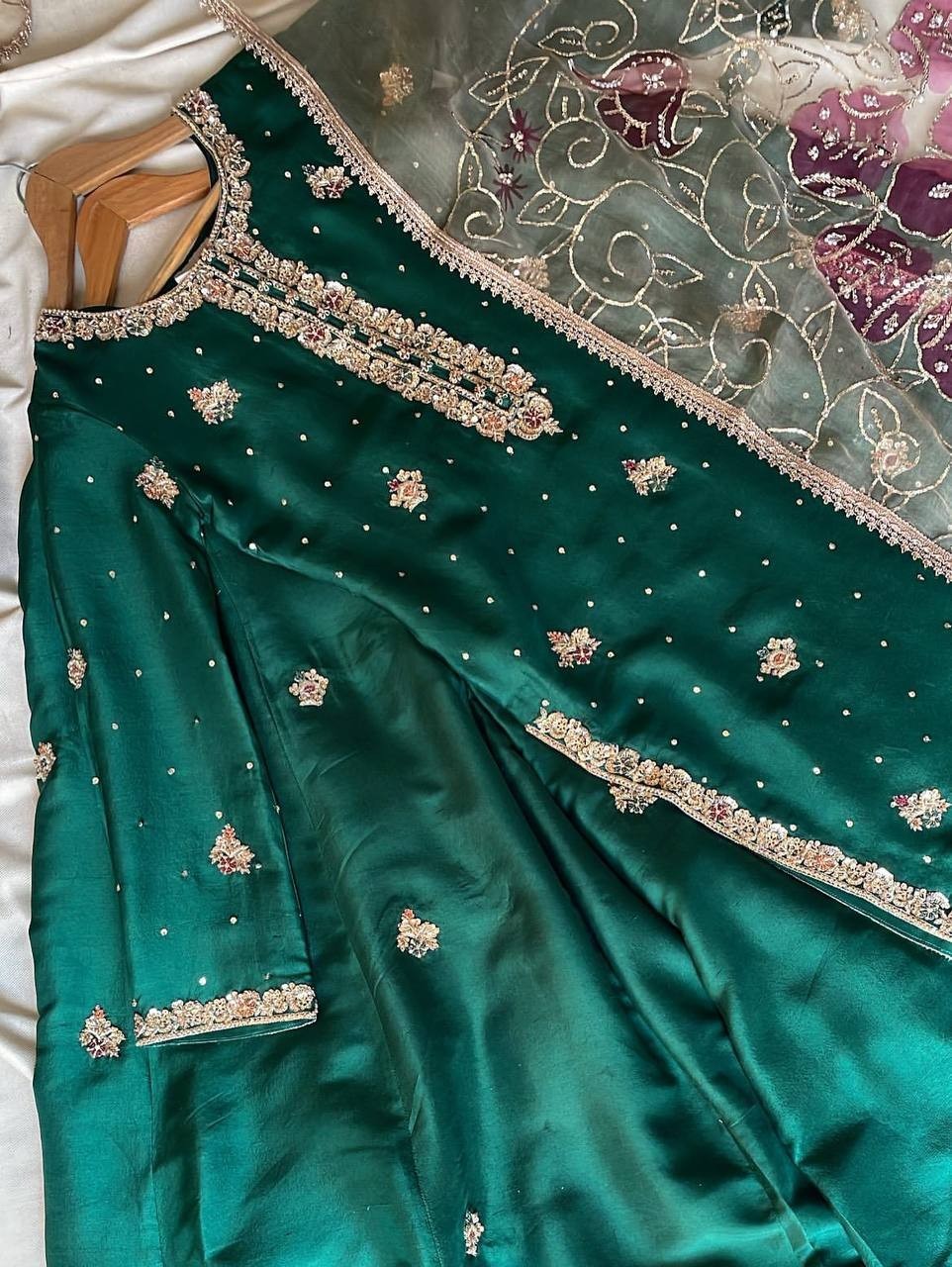 New Exclusive Green Chinon Kurta Palazzo With Organza Dupatta For Women
