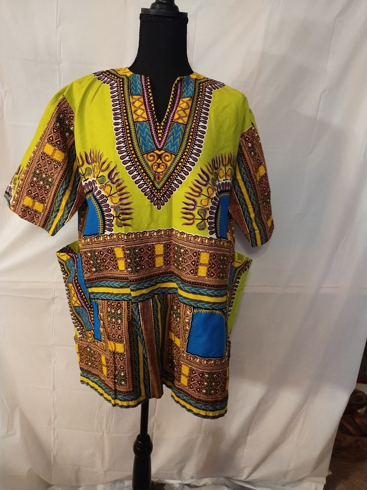Green & Blue African Dashiki Tunic (Appears Handmade) 29″ Long 46″ Chest