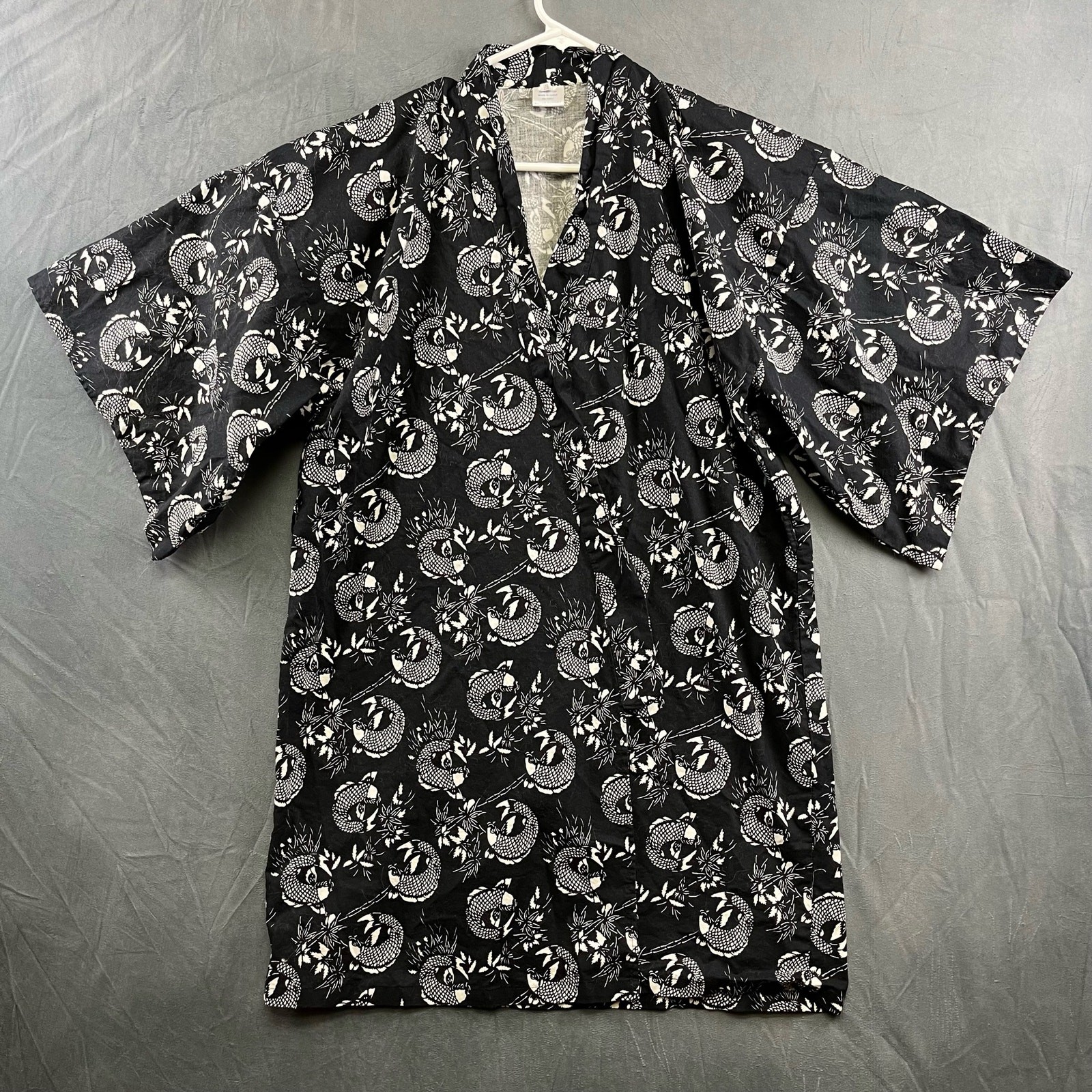 Lucky Koi Fish Japanese Mid Length Kimono with Underarm Vents Wu-Tang 90’s OO-04