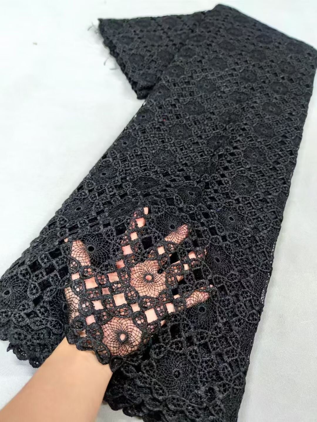 Latest Design Cord Lace African Guipure Embroidery Mesh Design Wedding Sewing