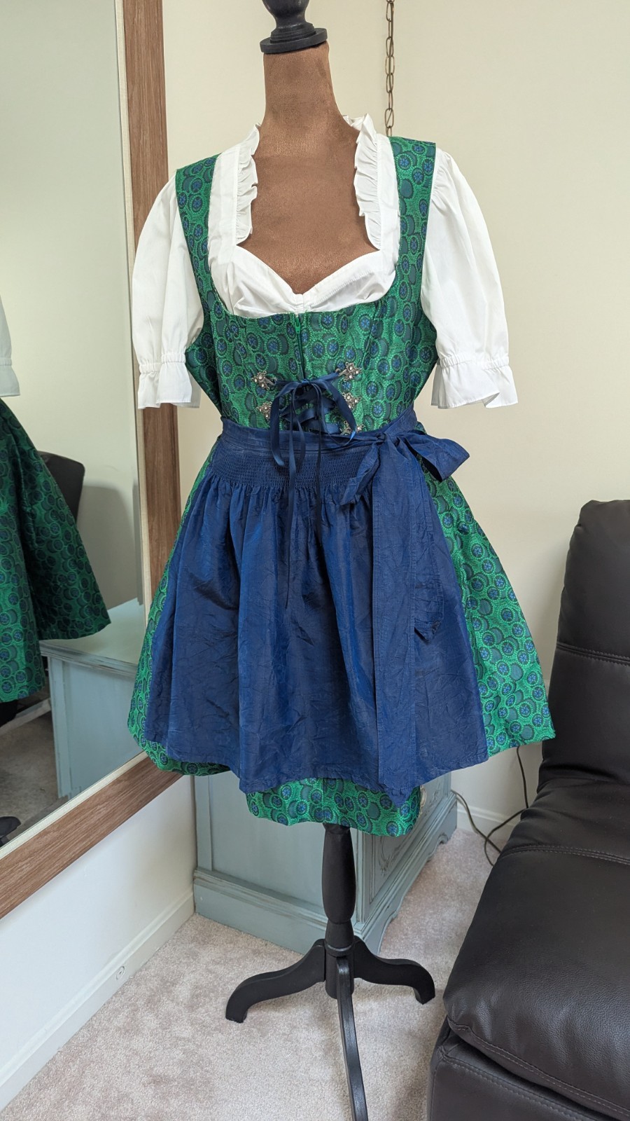 Landhaus Women’s Dirndl Dress w/ Apron & White Blouse, Blue/Green, 14US