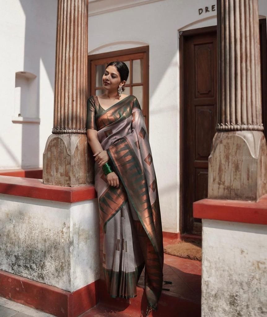 Designer Saree Ethnic Party Blouse Sari Wedding Bollywood Wear Indian Pakistani
