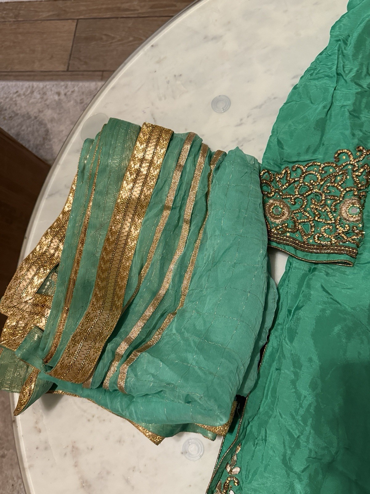 Women’s Green Embroidered Silk Sequin Salwar Kameez Suit w/ Dupatta Unstitched