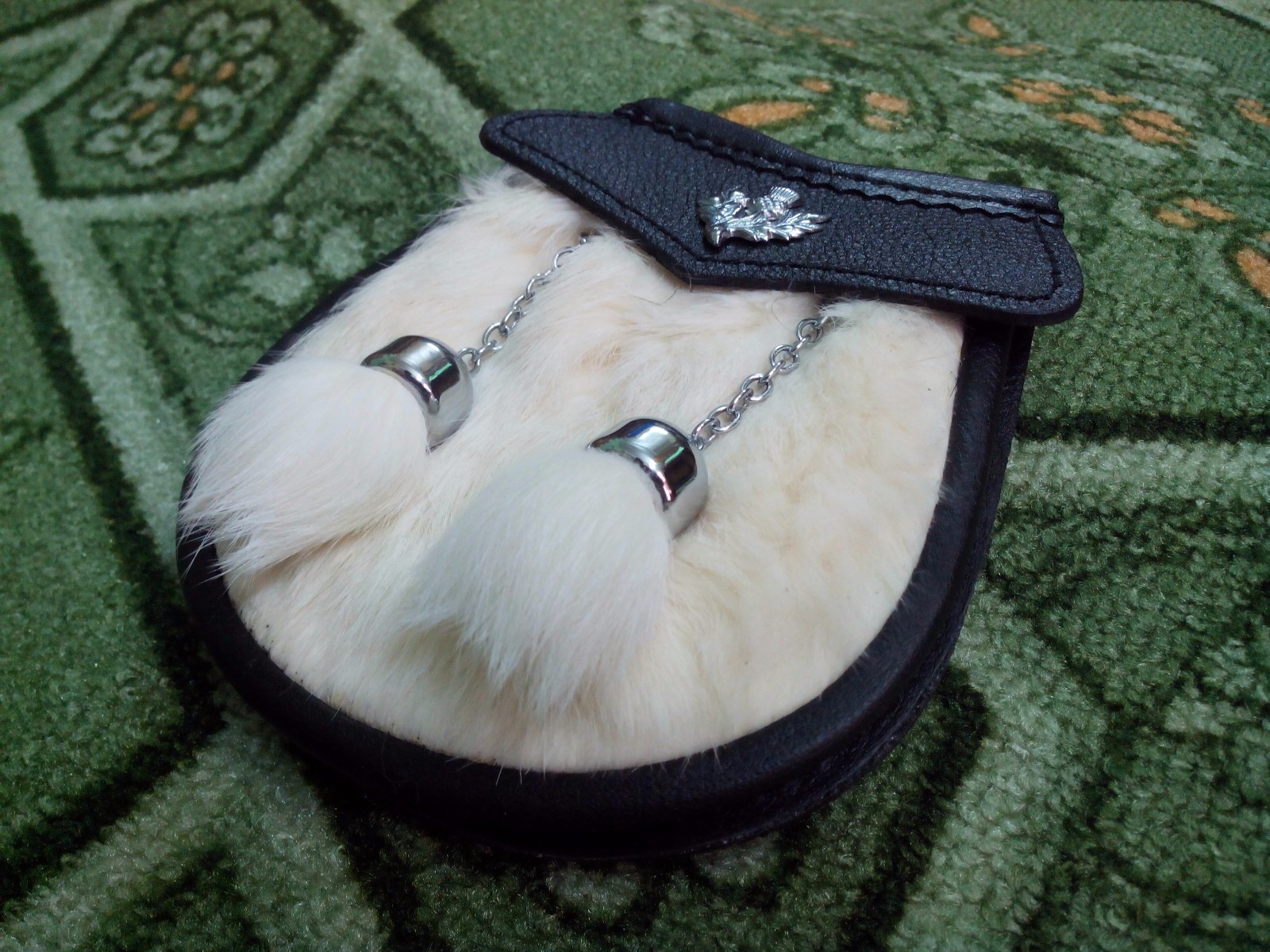 Boy’s Semi Dress Kilt Sporran White Rabbit Fur Thistle/Child Leather Sporrans