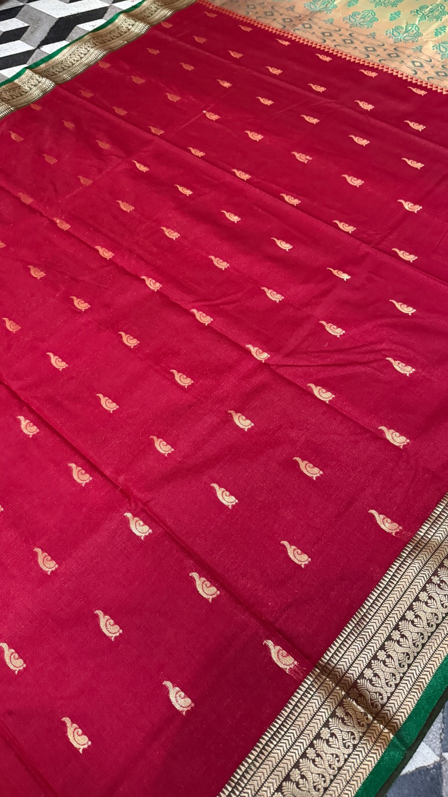 Elegant Red Satin Silk Saree – Traditional Indian Wedding & Festive Wear