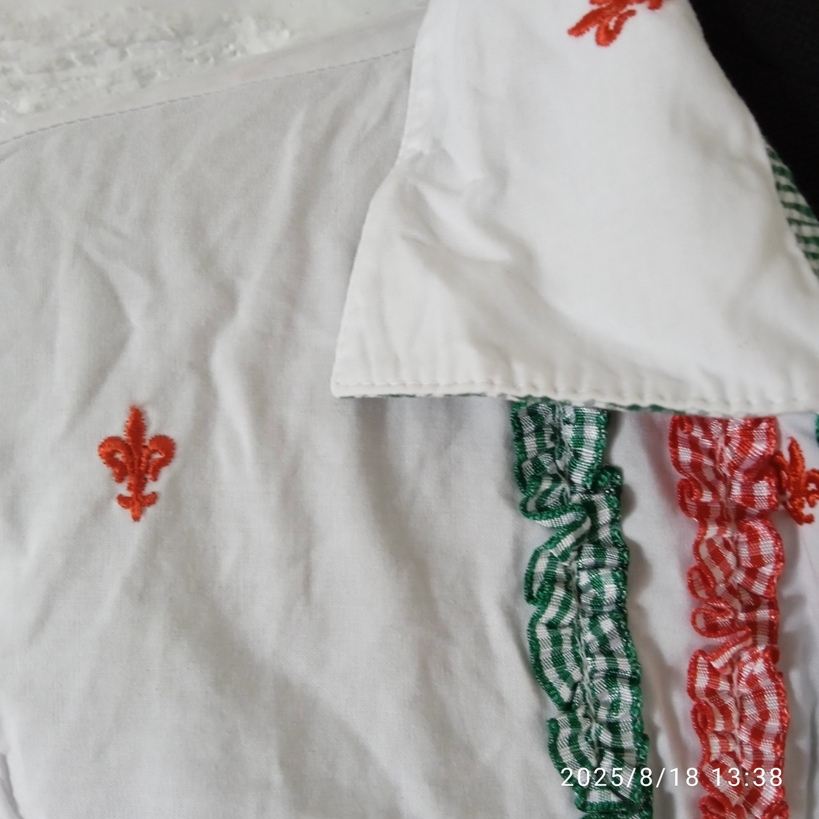 Landhaus Dirndl Oktoberfest White Blouse Size 38-40