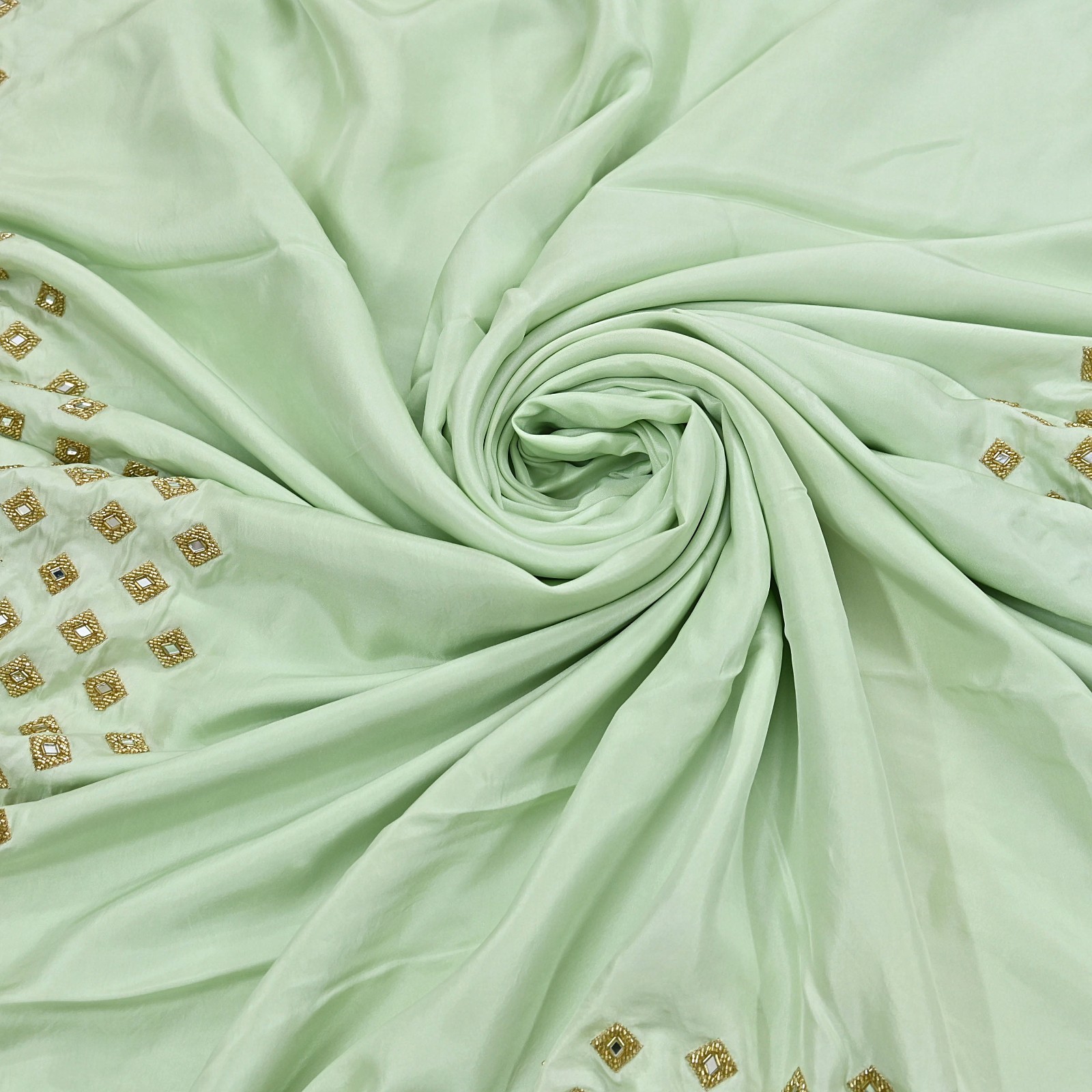 Rare Vintage Green Pure Silk Saree Hand Embroidered Fabric 6 Yard Sari Bollywood