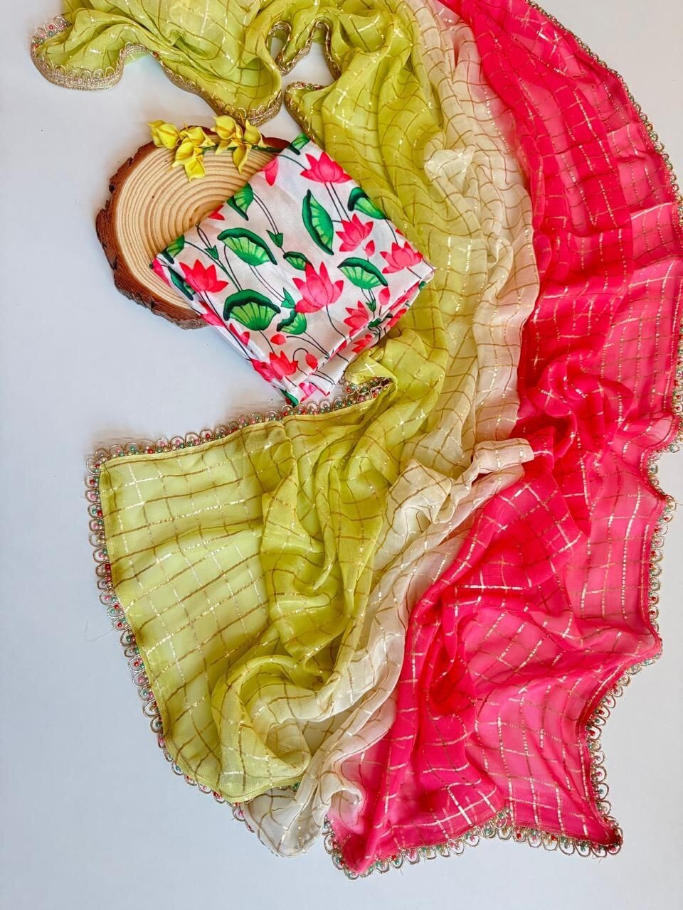 Women Georgette Zari Woven Chex Saree With Digital Printed Blouse
