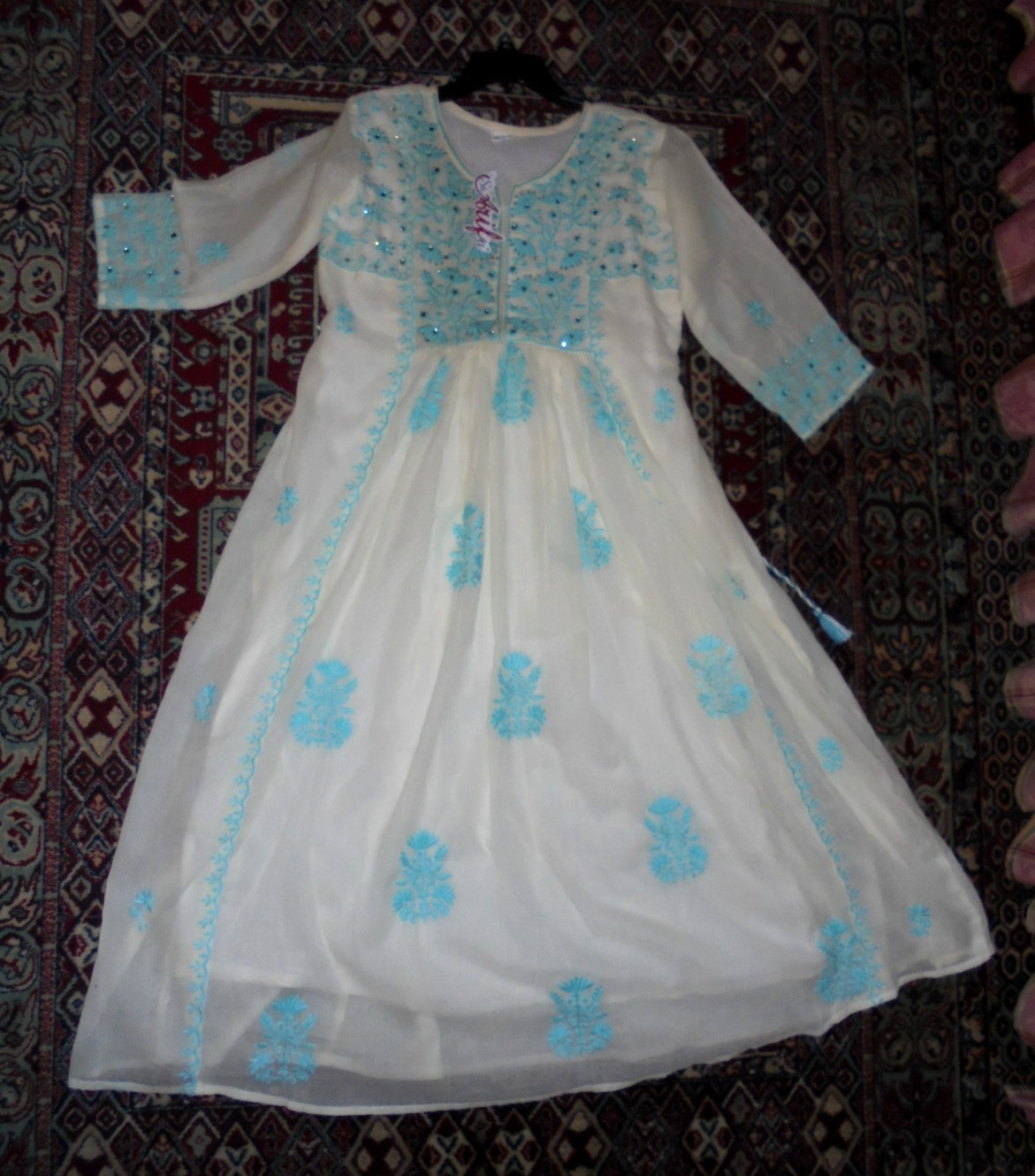 Indian Pakistani anarkali long kurta white size M not Khaadi Maria B Sadabahar