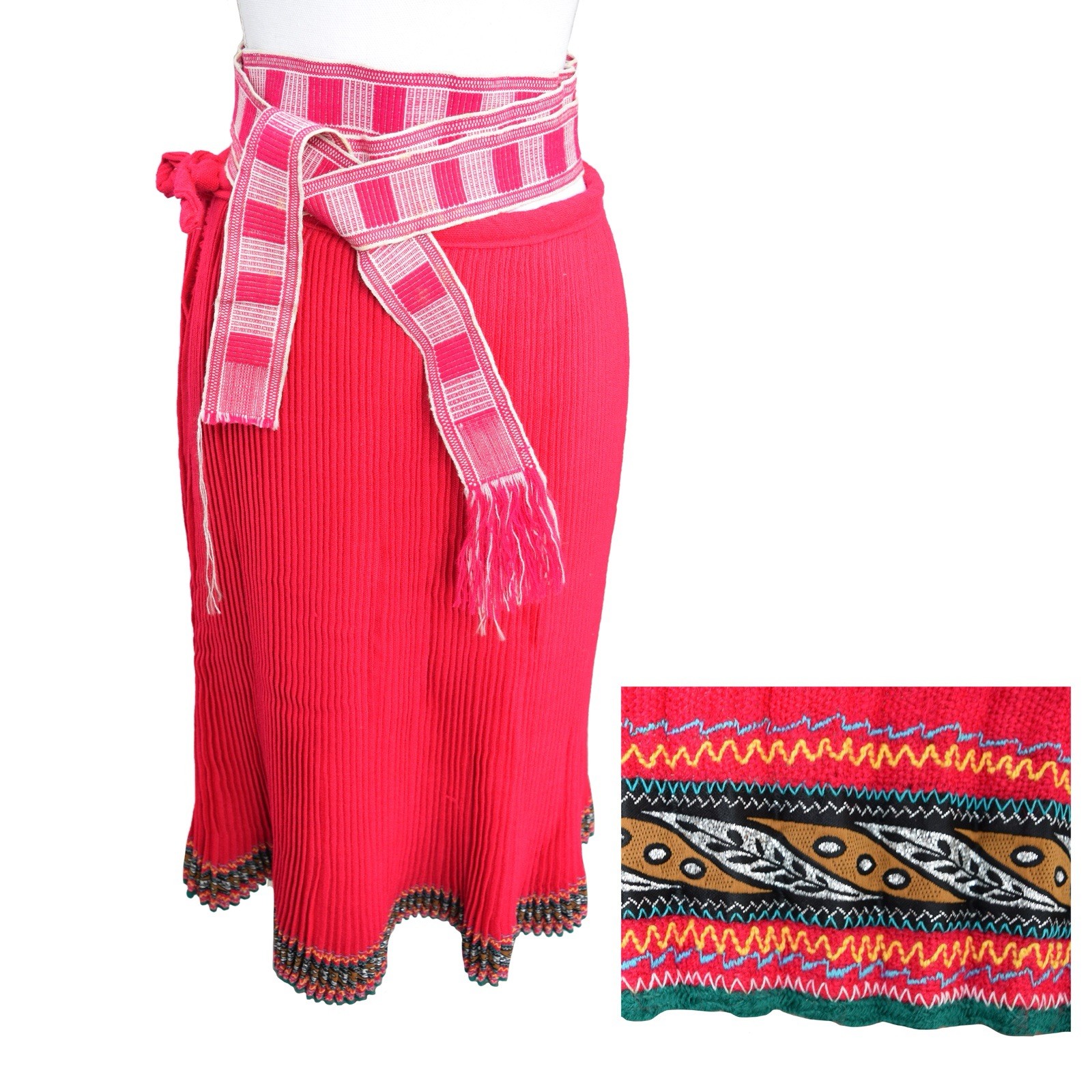 VTG HUNGARIAN Kalotaszeg Region 1970s Wool Pleated Folk Skirt w/Silk Embroidery