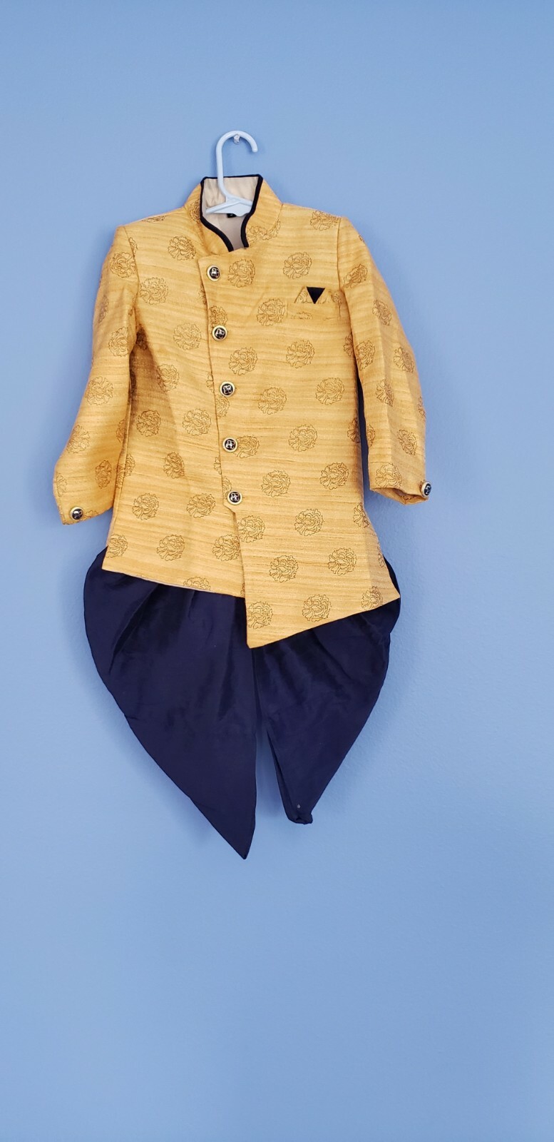 Kids Indian Ethnic Wear Bollywood Style Golden Sherwani for Boys 3-4 Yrs