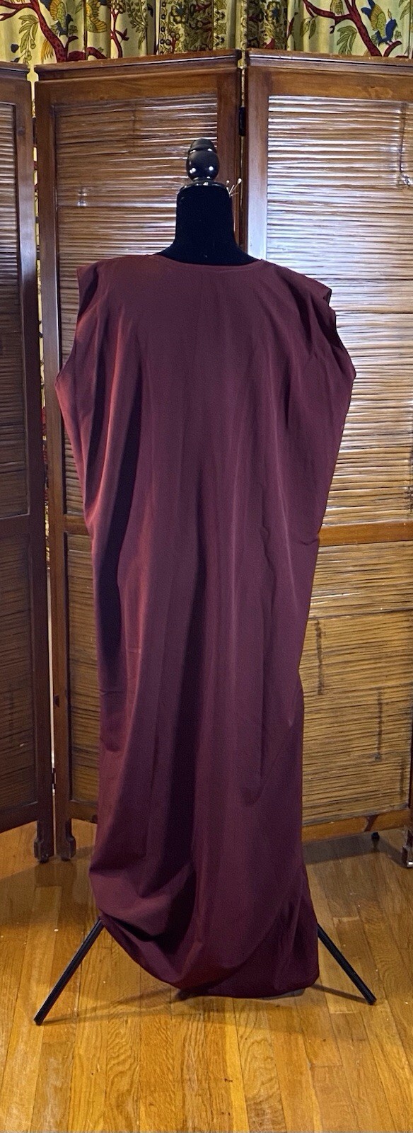 Maroon and Black Saudi Dress with Silver Embroidery
